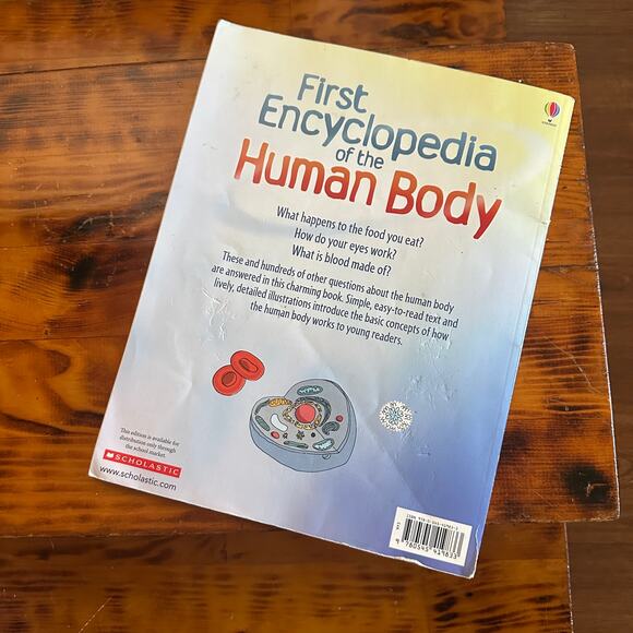 Scholastic Usborne First Encyclopedia Of The Human Body Paperback Book - Picture 9 of 11
